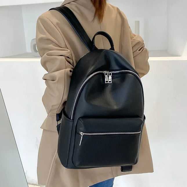 Schwarzer Lederrucksack Damen – Groß & Praktisch für Uni & Reise