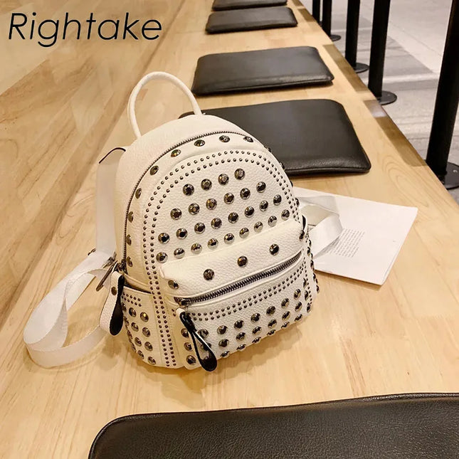 Kleiner Leder Rucksack Schwarz für Damen – Alltag & Reisebegleiter