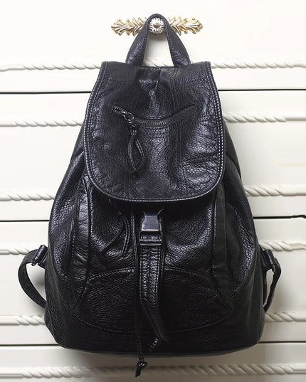 Schwarzer Leder Rucksack für Damen – Dein Begleiter für Alltag & Reise
