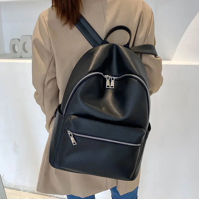 Damen Lederrucksack Schwarz – Geräumig & Vielseitig für Uni & Reise